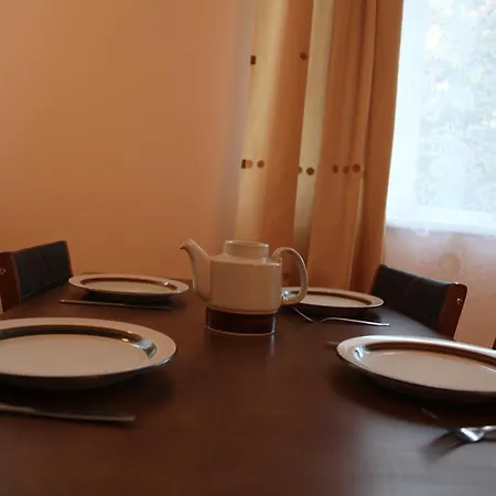 Apartamento Guest Treimani